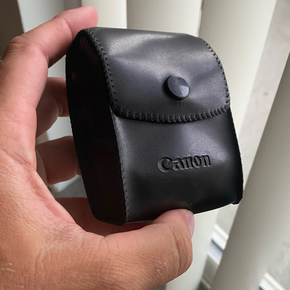Canon Speedlite model 244T hot shoe flash for Canon Cameras.